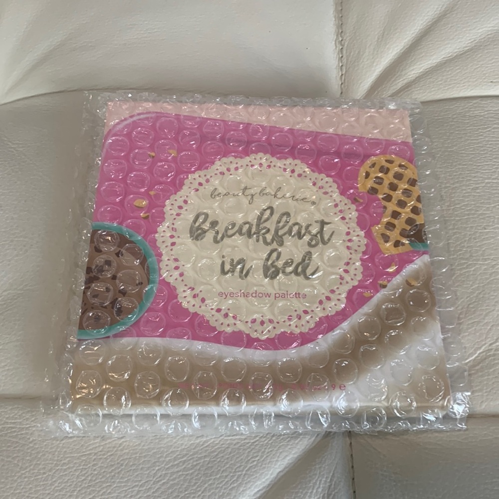 Brand New Breakfast in Bed Eyeshadow Palette